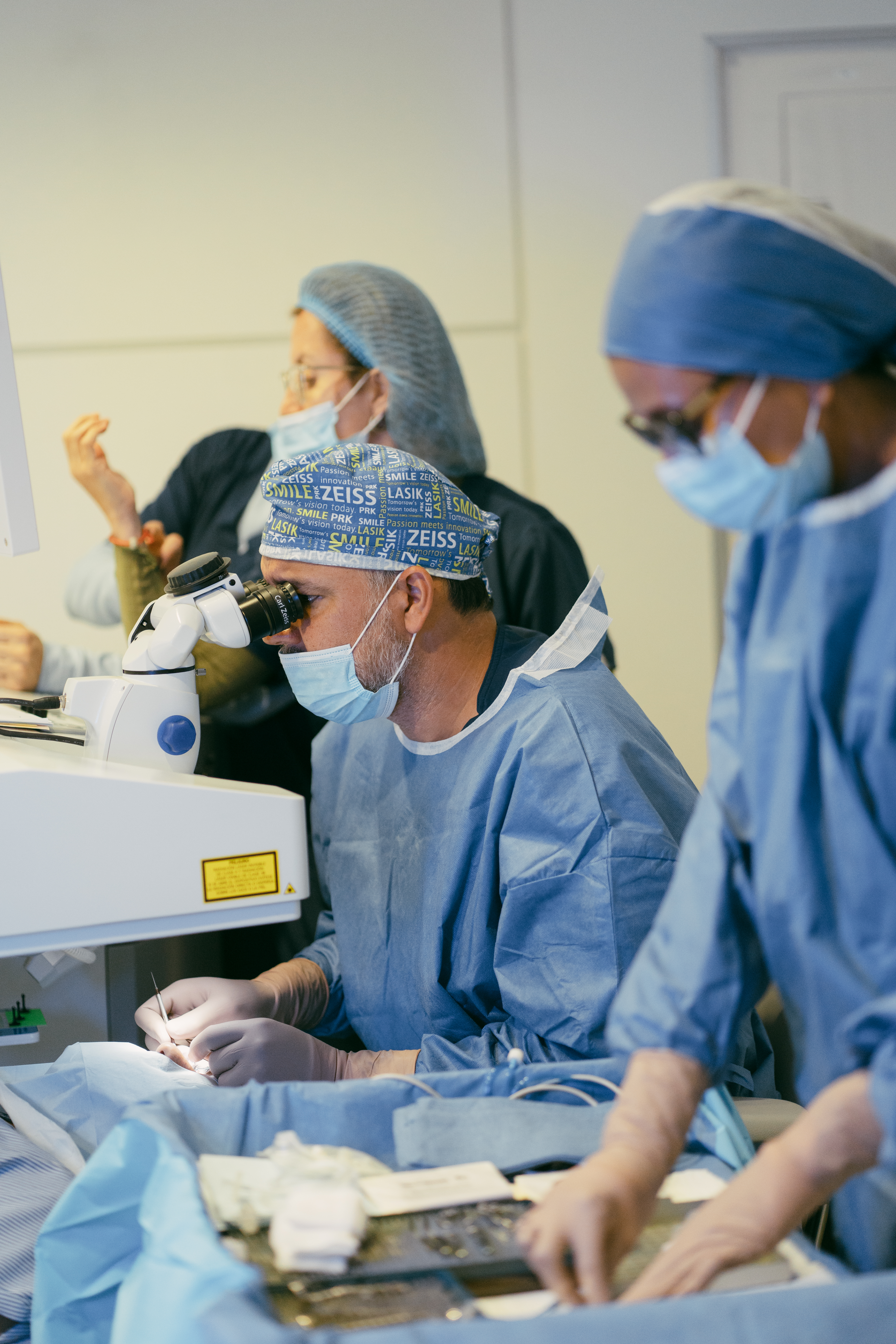 Laser surgery at Clínica 20/20